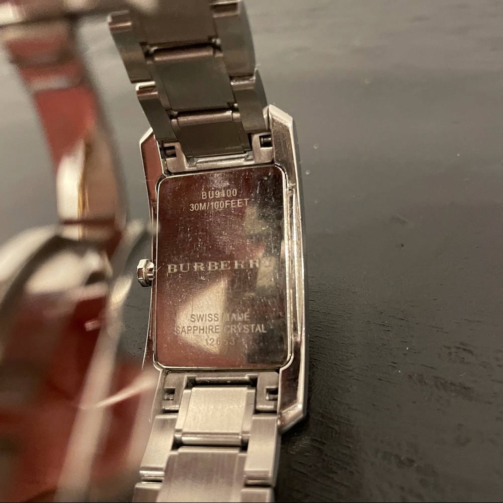 Burberry watch - Picture 2 of 4